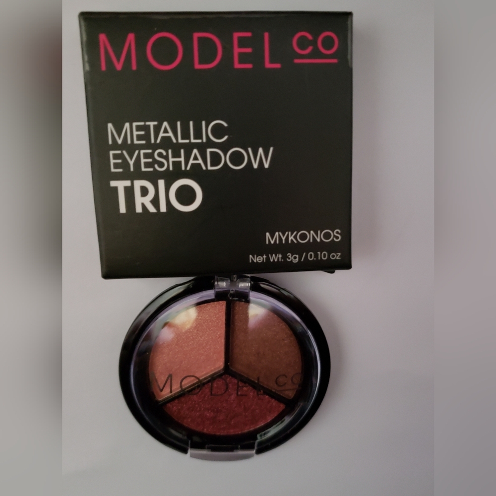 🔴 MODEL CO Trio metallic eyeshadow, NWT